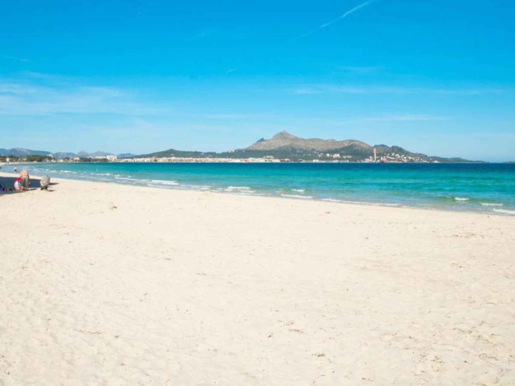 Beautiful Apartment, 50m From *